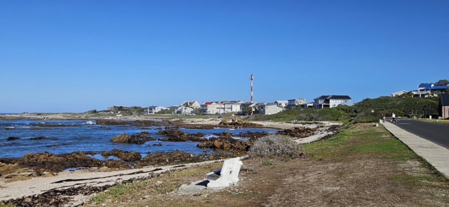 5 Bedroom Property for Sale in Franskraal Western Cape